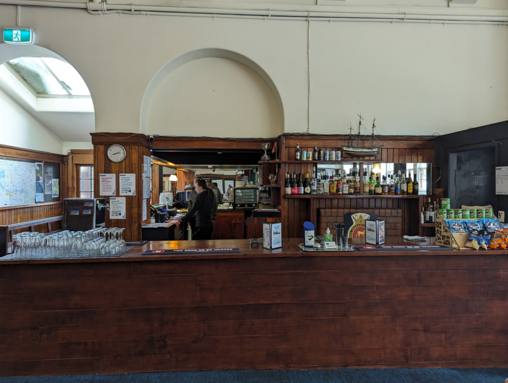 The bar at seafarers 
port of melbourne arrivals
