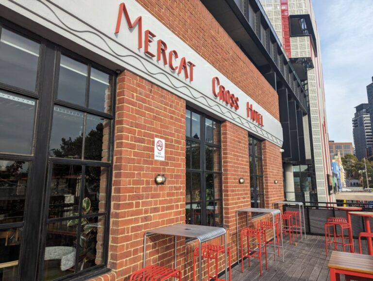 14 Midweek Specials For A Cheap Lunch In Melbourne CBD Seniors In 14-midweek-specials-for-a-cheap-lunch-in-melbourne-cbd-seniors-in