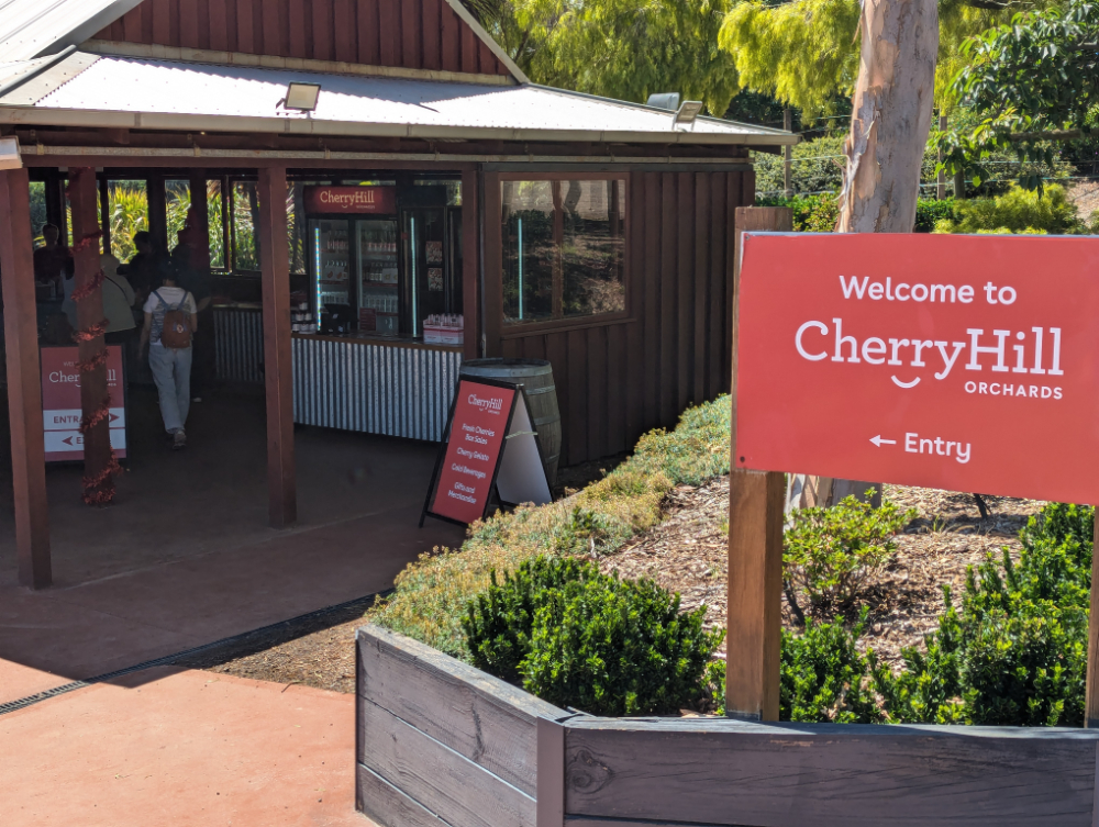 Cherry Picking Melbourne
Cherryhill Orchards
