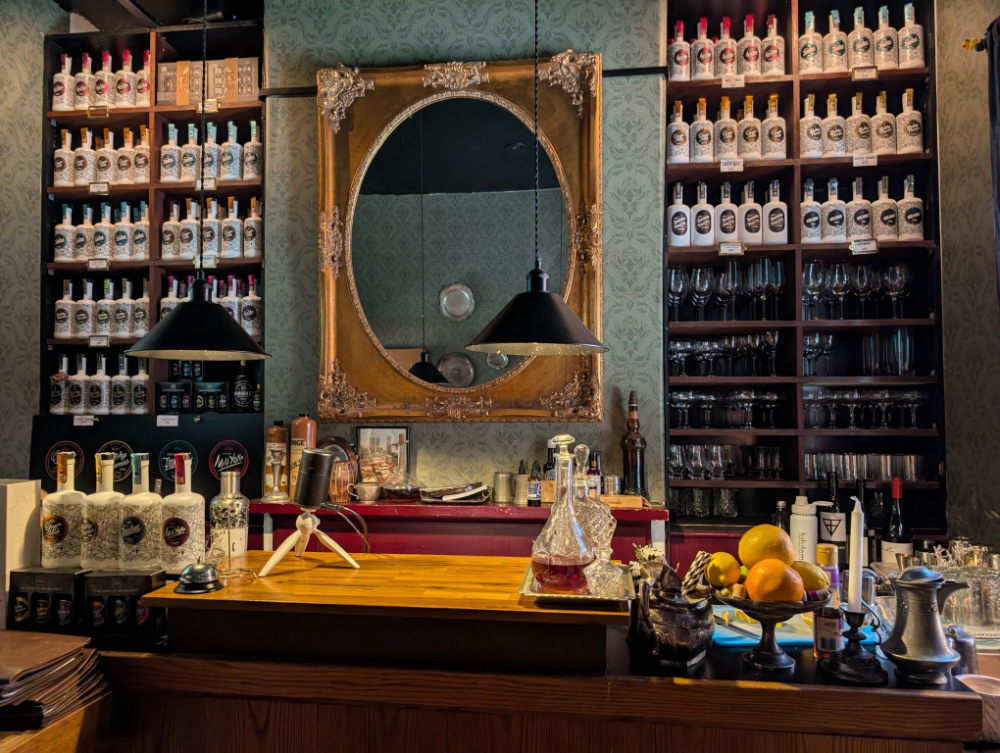 Little Lon Gin Bar Melbourne