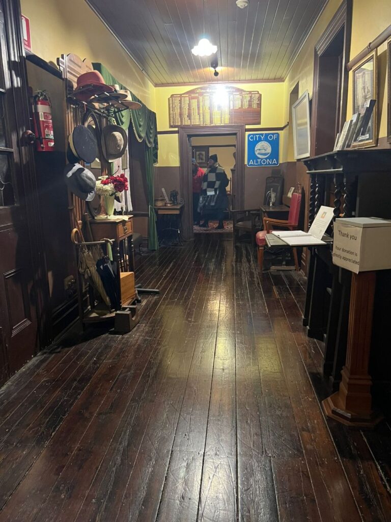 The entrance of Altona Homestead, quite eerie at this time of night,