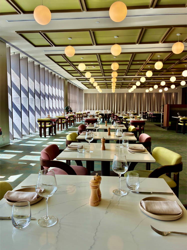 PARKROYAL Melbourne Airport Hotel
