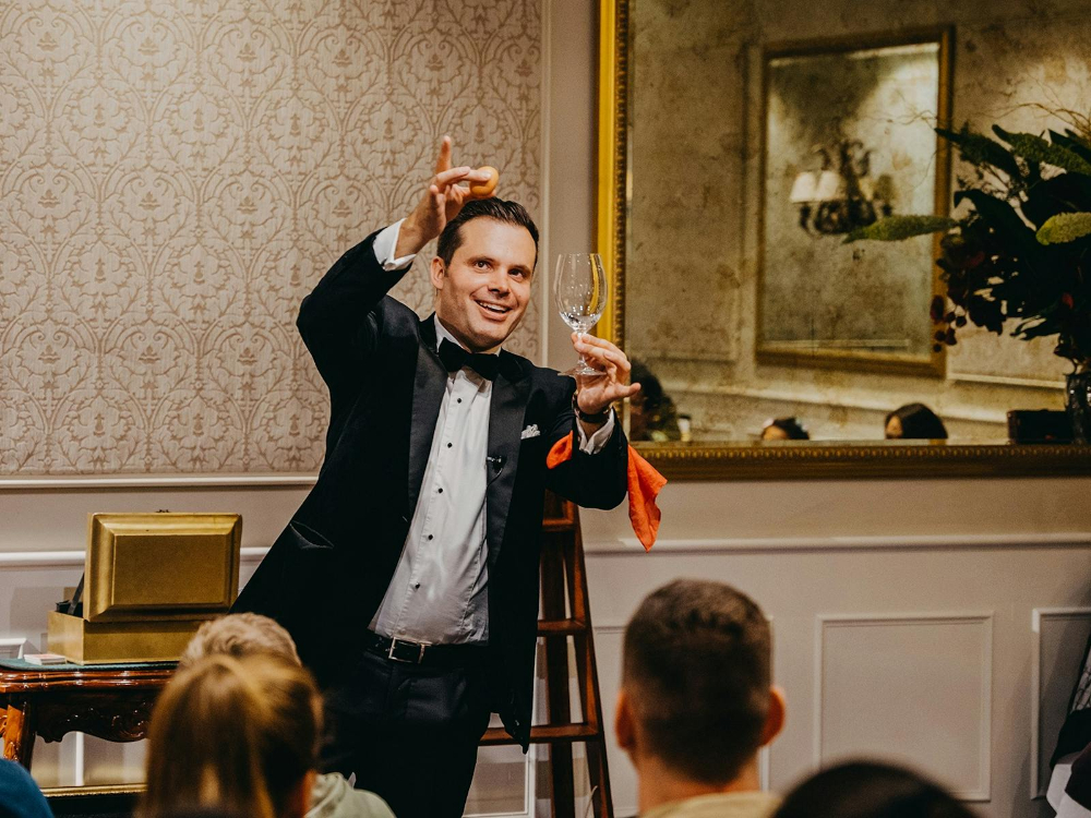 Dinner and Show Melbourne