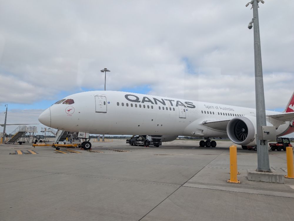 Melbourne airport guide for seniors travelling