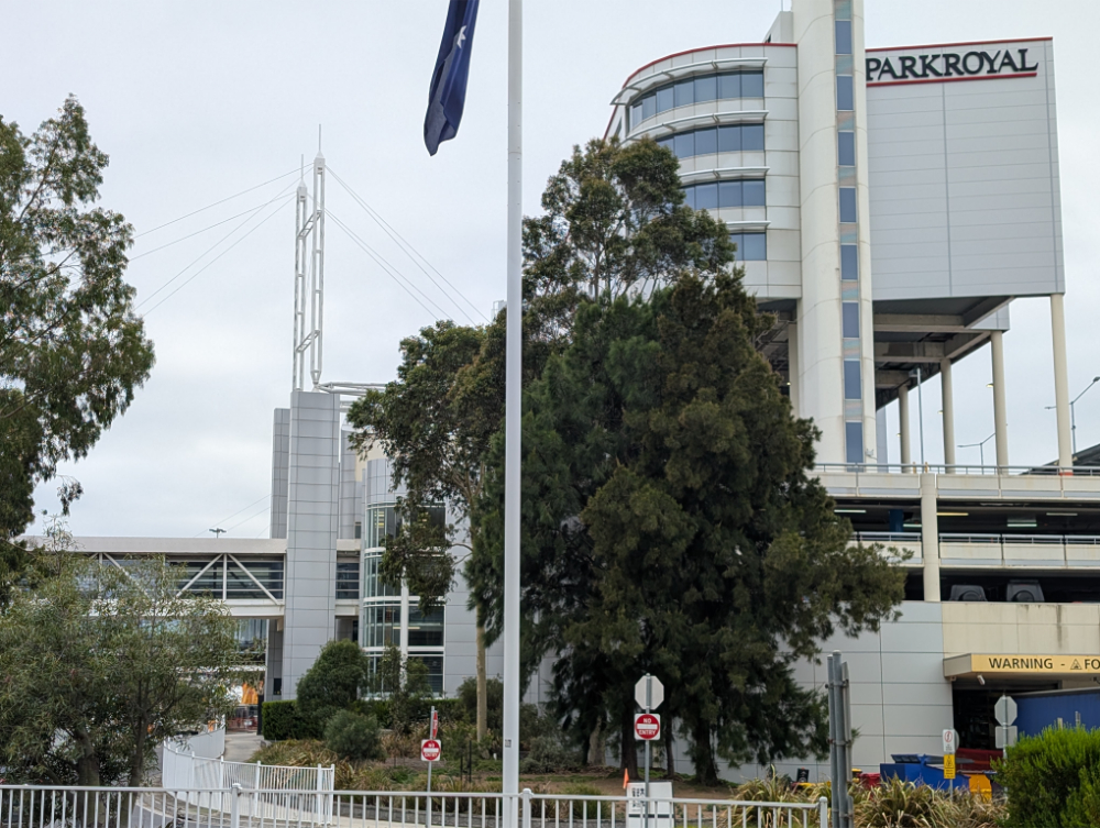 PARKROYAL Melbourne Airport Hotel
