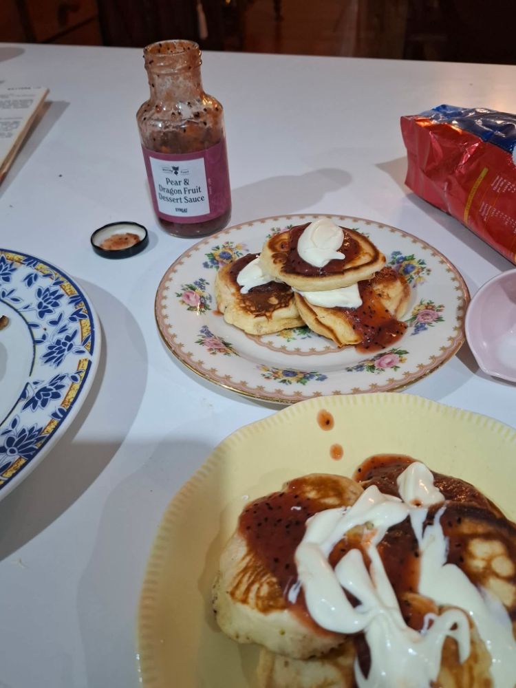 Pear and Dragon Fruit Dessert Sauce