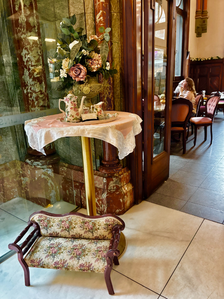 Collins Coffee House