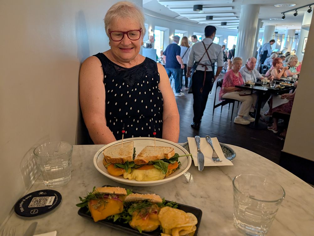 Dining at The Barre with Terrie, images by Amy Gardner
