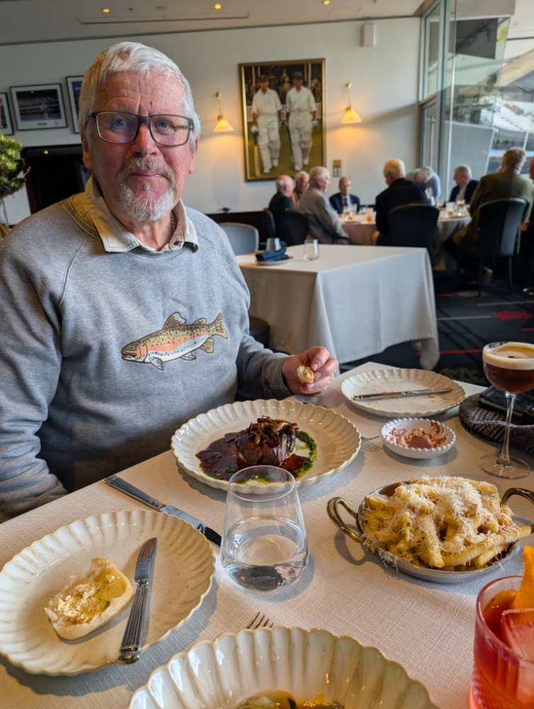 MCG Committee Room Restaurant