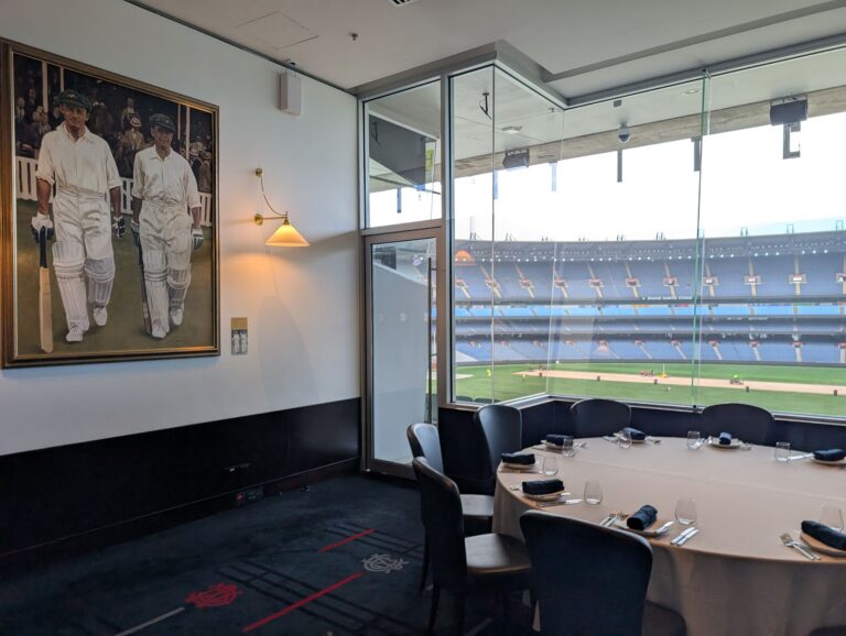 MCG Committee Room Restaurant