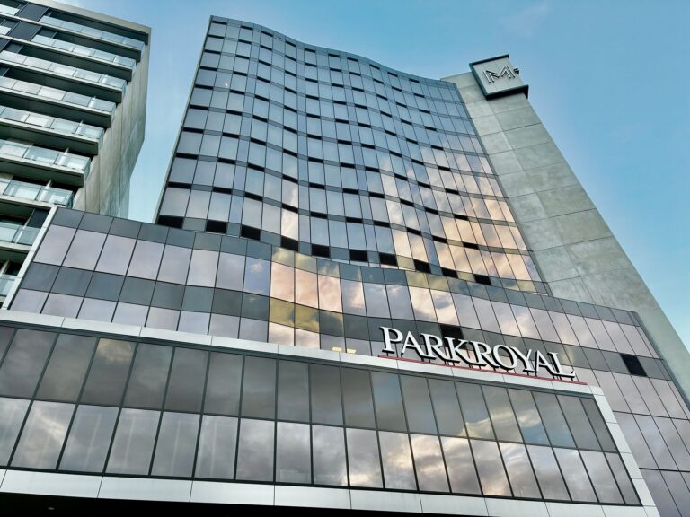 PARKROYAL Monash Hotel