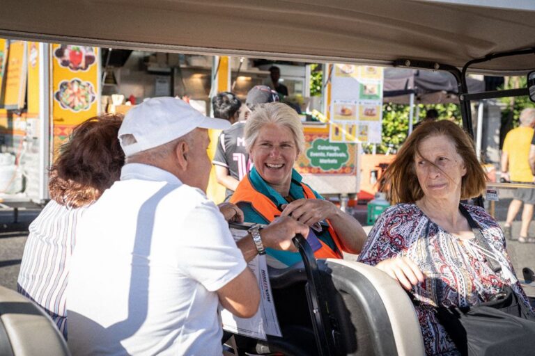Travellers Aid at St Kilda Festival, Photo by Dylan Buckee